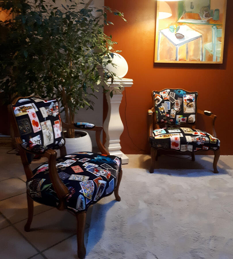 Duo de fauteuil cabriolets de style Louis XV : rénovation complète